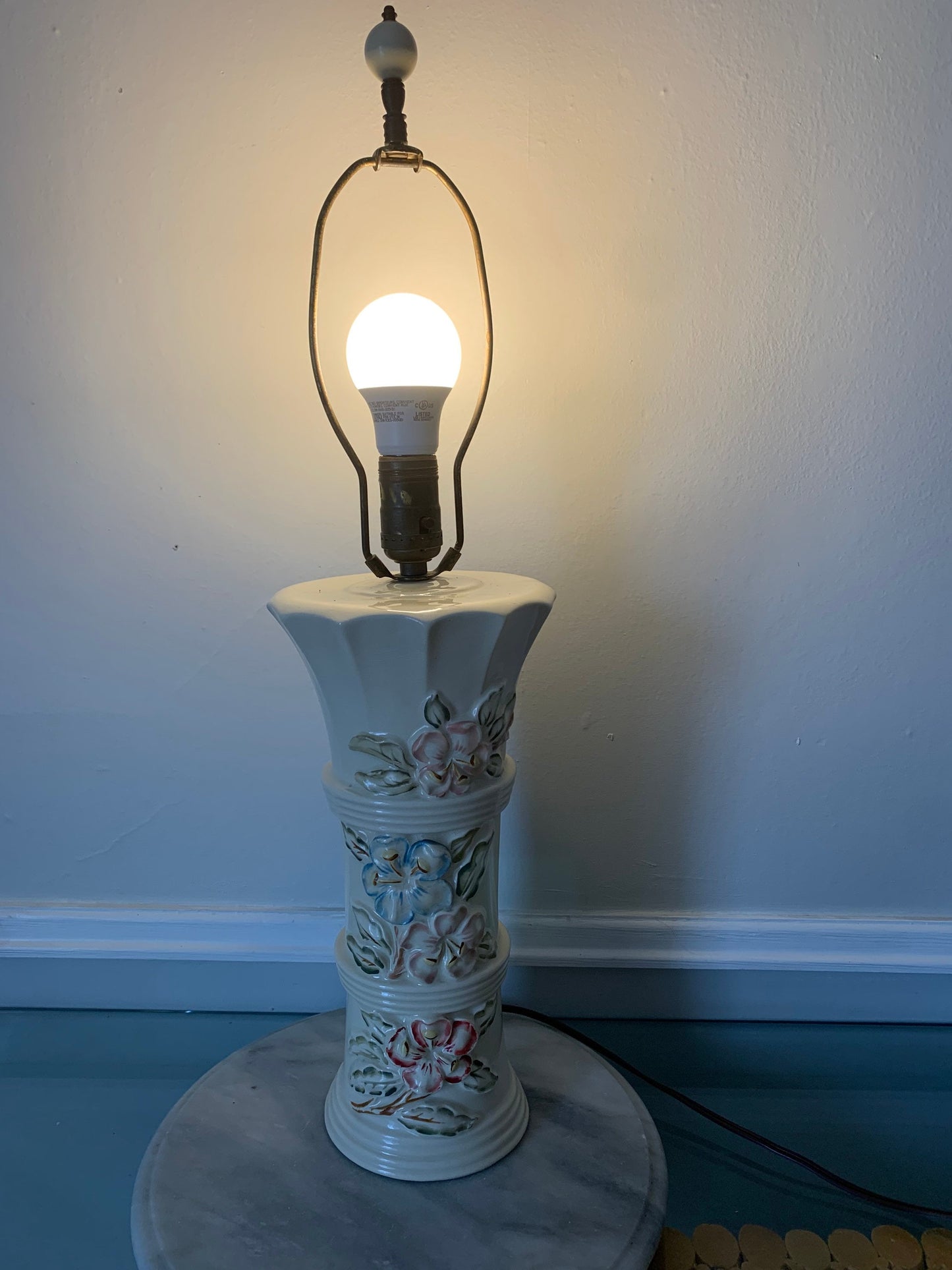 Vintage Medium Cream Ceramic Lamp with Pastel Flowers Table Lamp