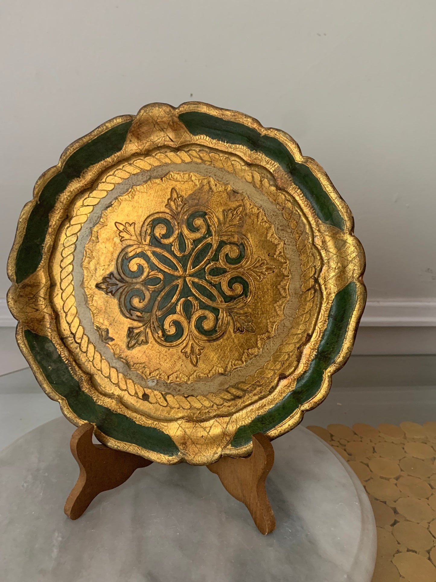 Vintage Small Round Green And Gold Florentine Wooden Gilded Serving Tray