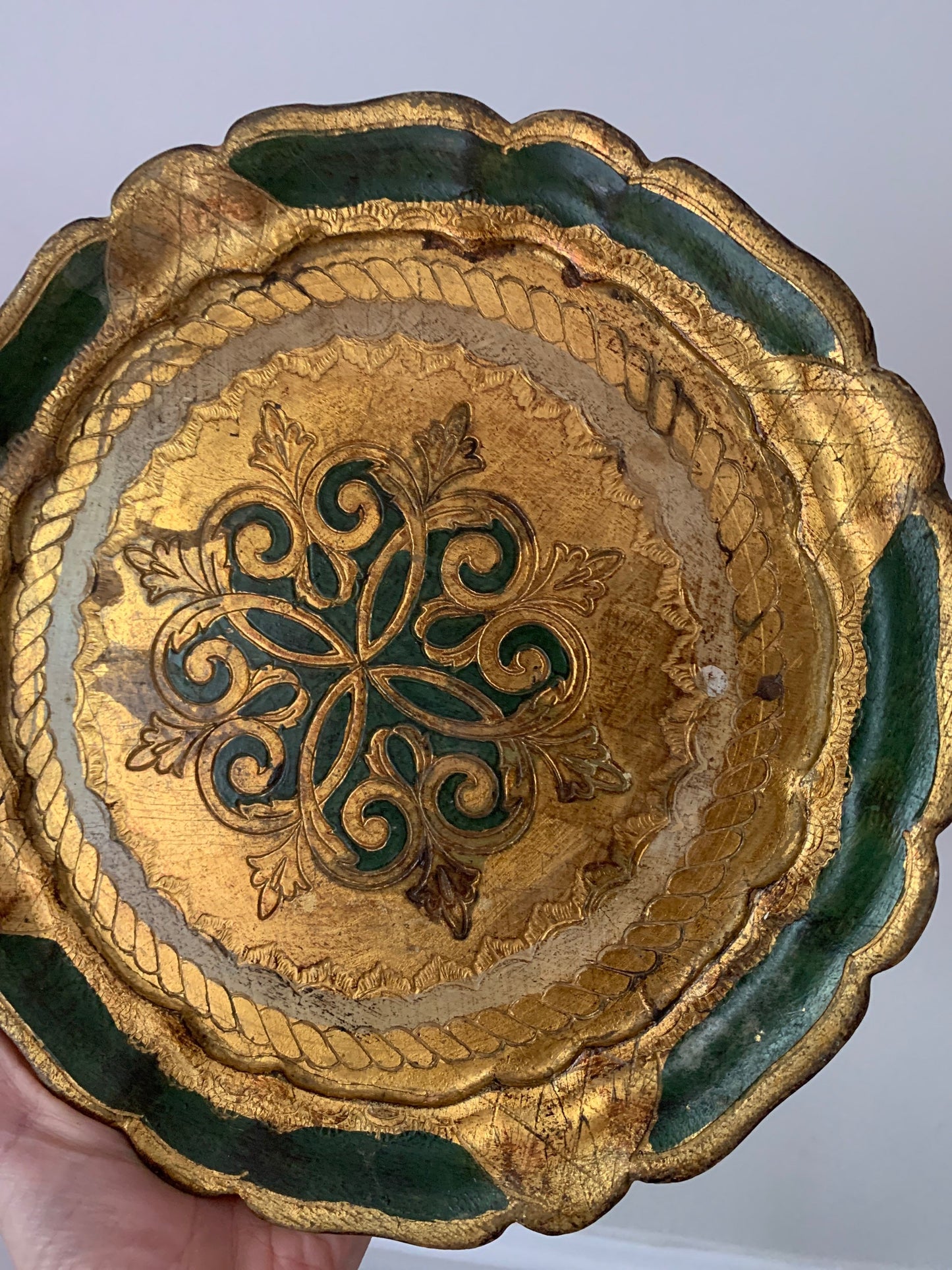 Vintage Small Round Green And Gold Florentine Wooden Gilded Serving Tray