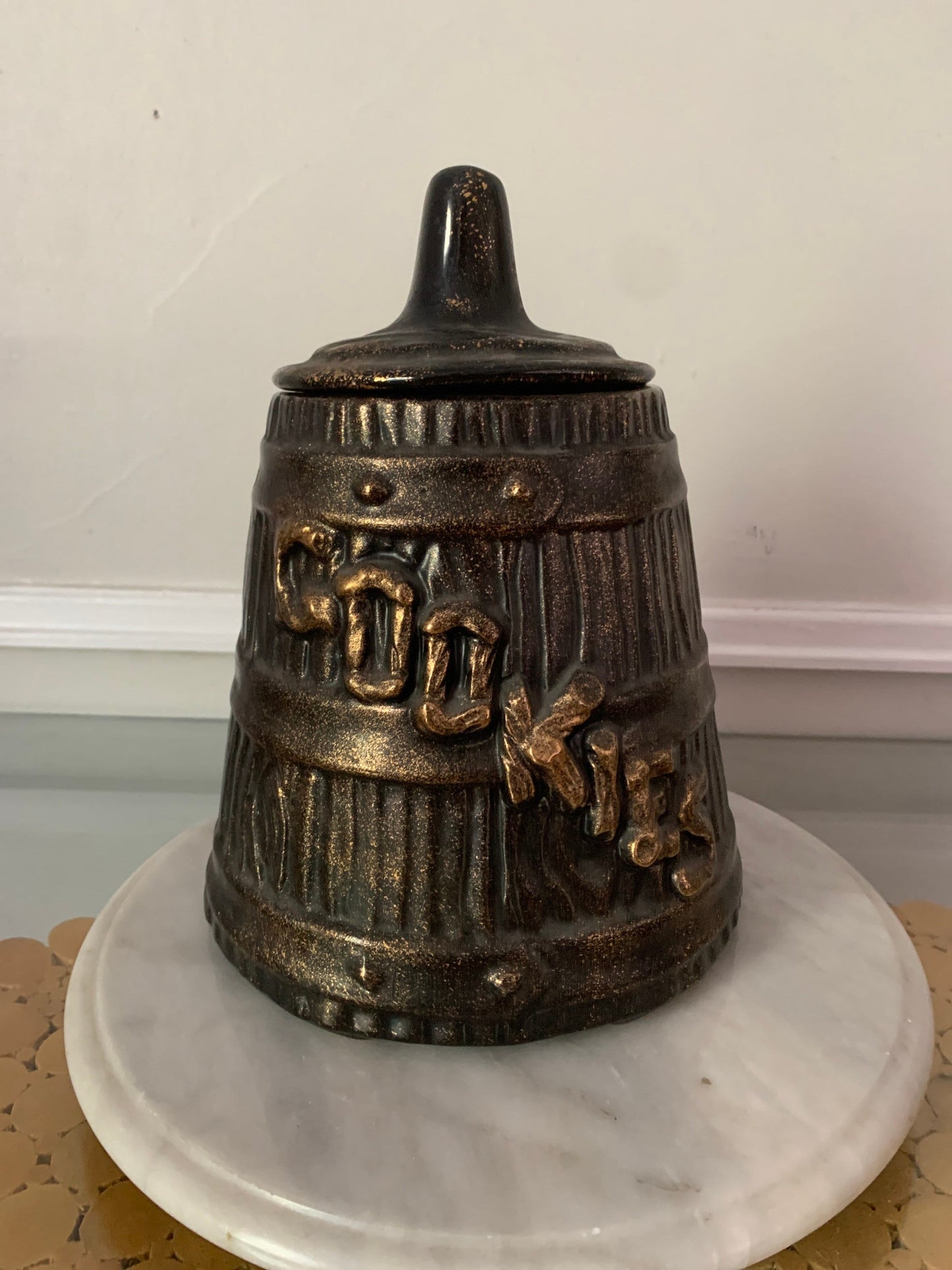 Large Vintage Ceramic Faux Wood Cookie Jar with Gold Finish