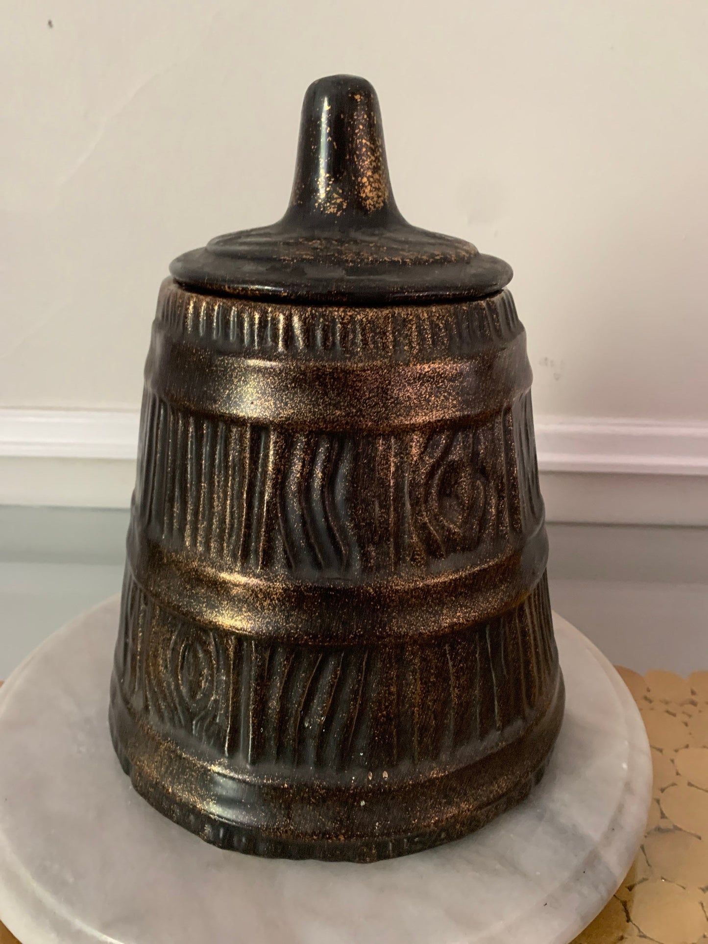 Large Vintage Ceramic Faux Wood Cookie Jar with Gold Finish