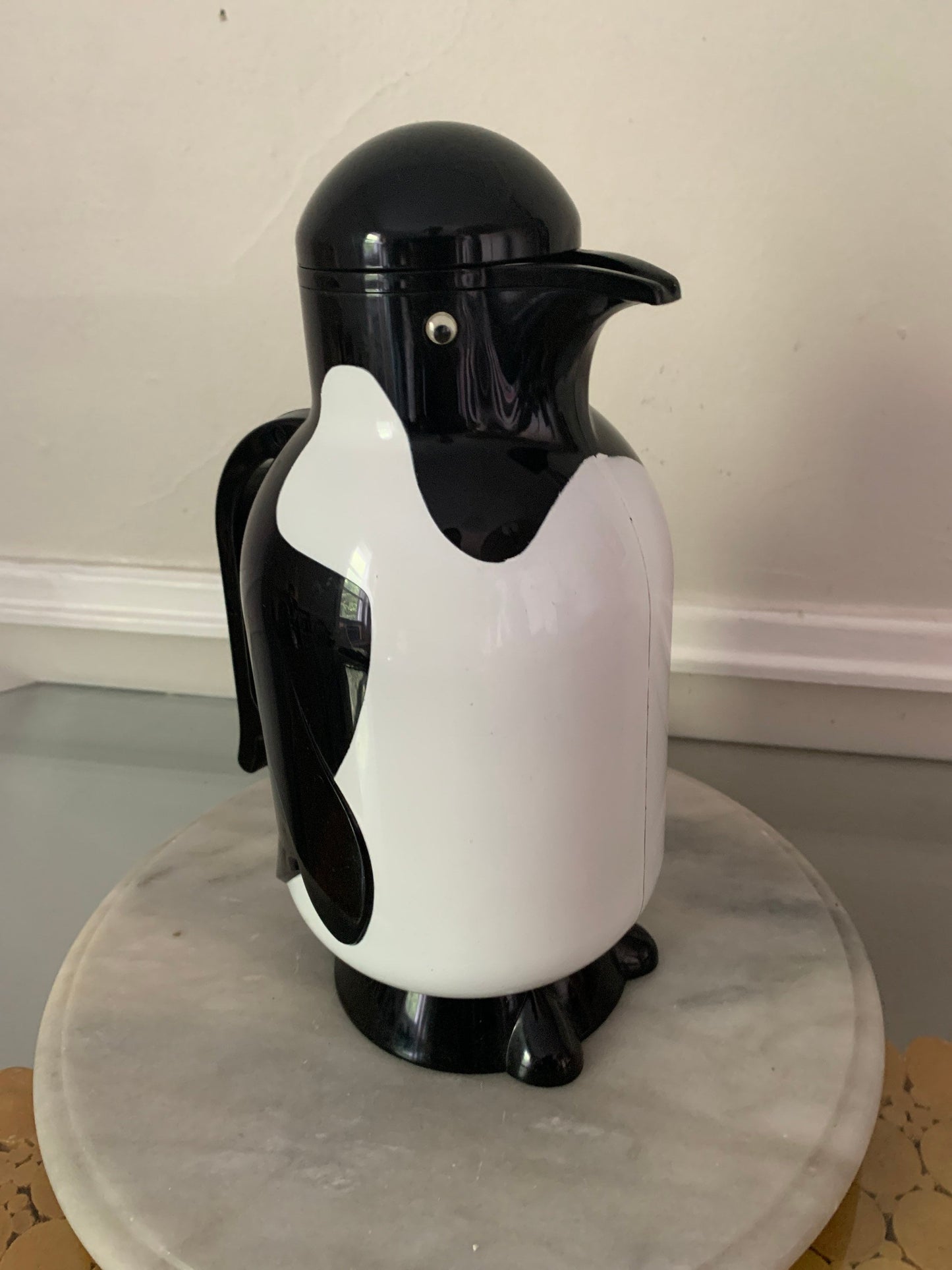 Retro Metrokane Plastic Penguin Carafe