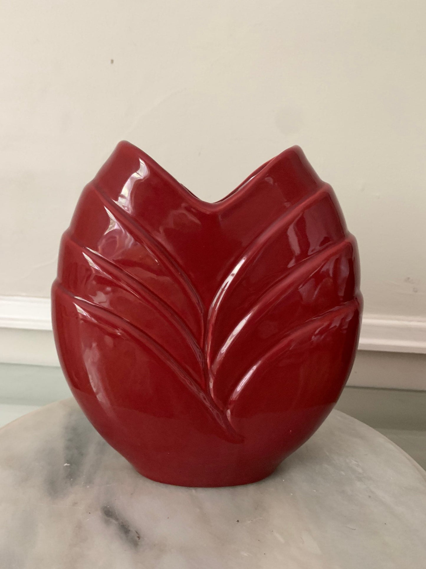Retro Deep Red Medium Shell Planter