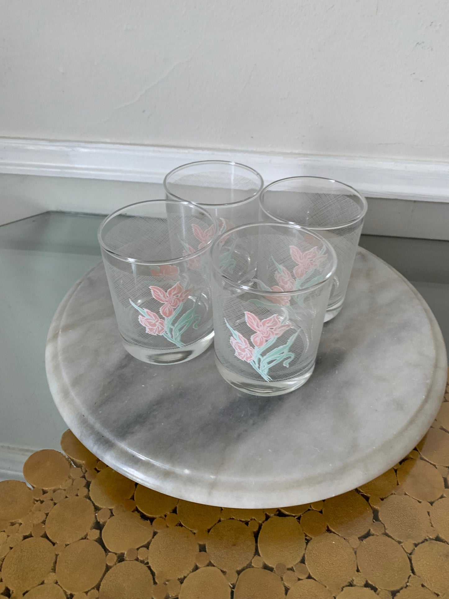 Set of 4 Retro Short Pink Iris Low Ball Glasses