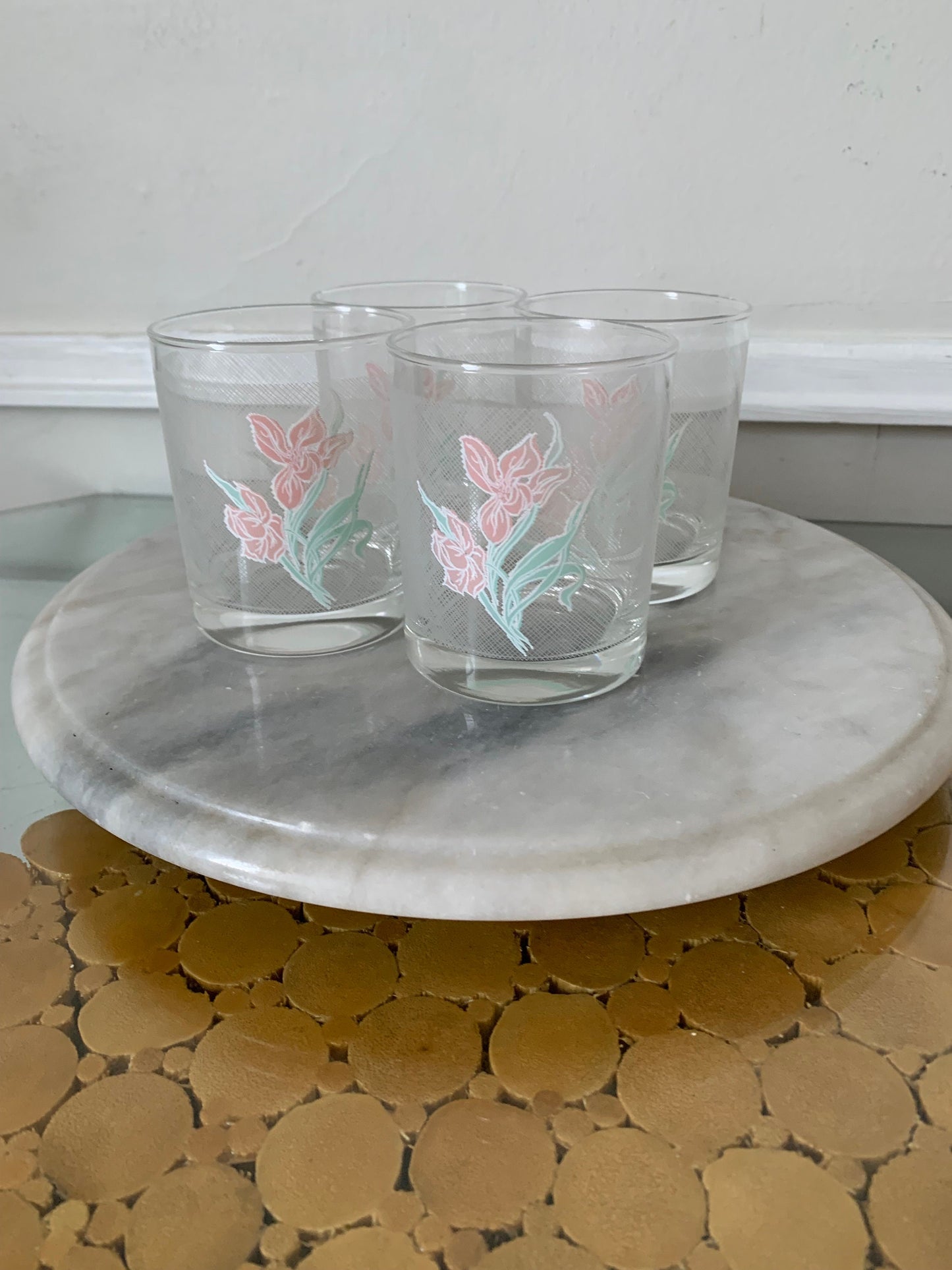 Set of 4 Retro Short Pink Iris Low Ball Glasses