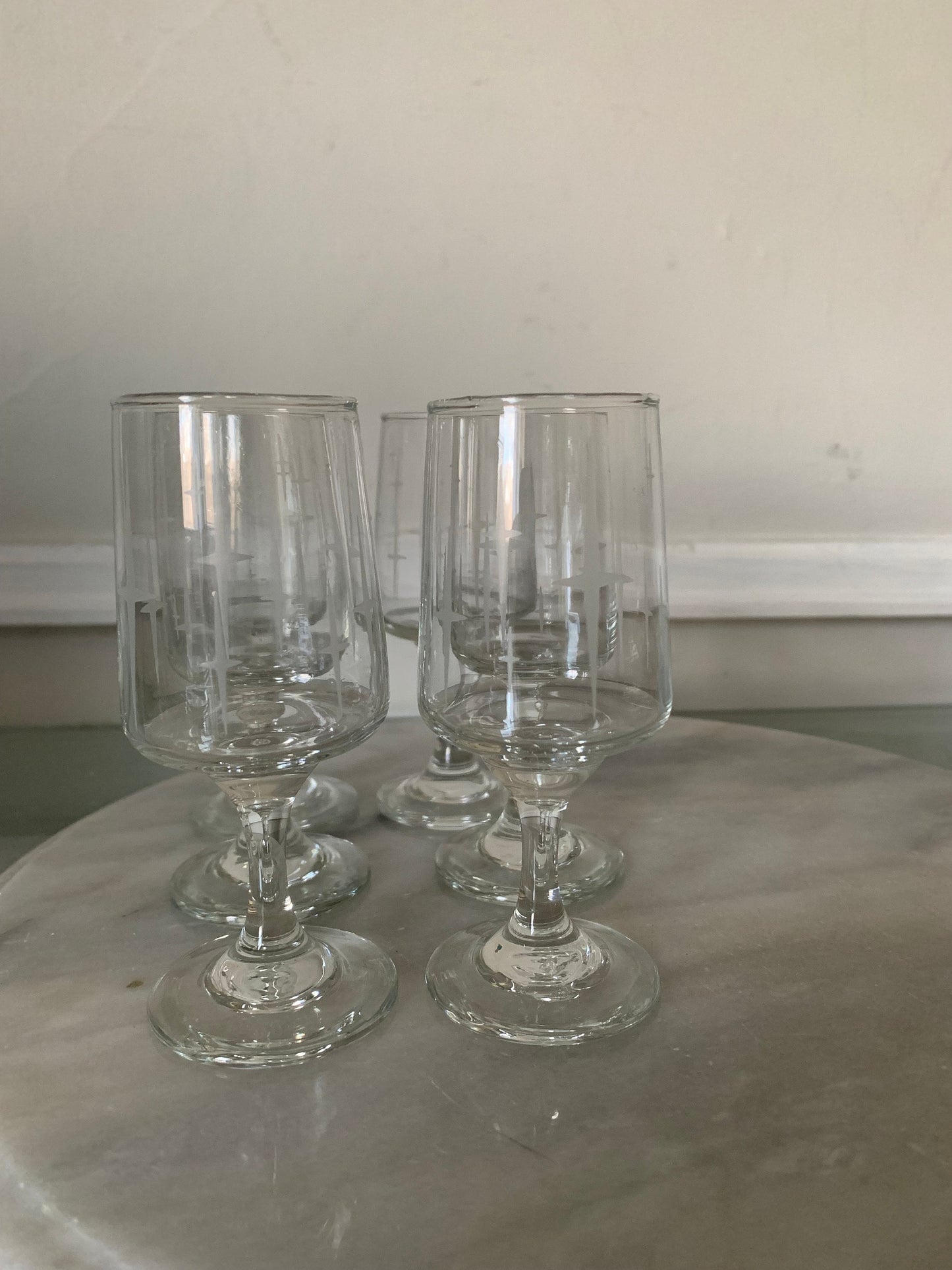 Set of 6 MCM Clear Liqueur Glasses with Starburst