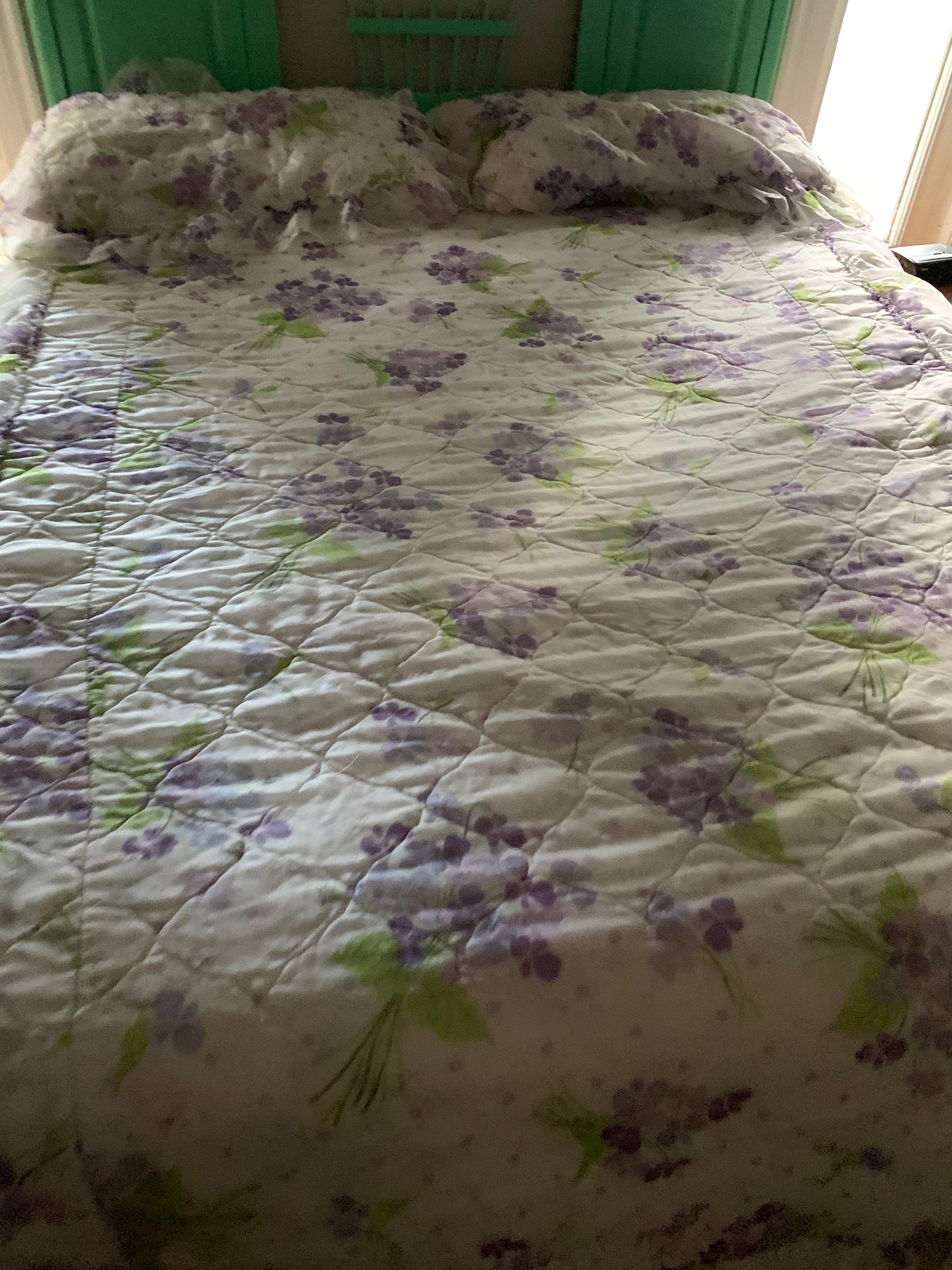 Vintage Purple Floral Twin Quilted Polyester Blanket with Ruffled Edge and Two Pillow Cases