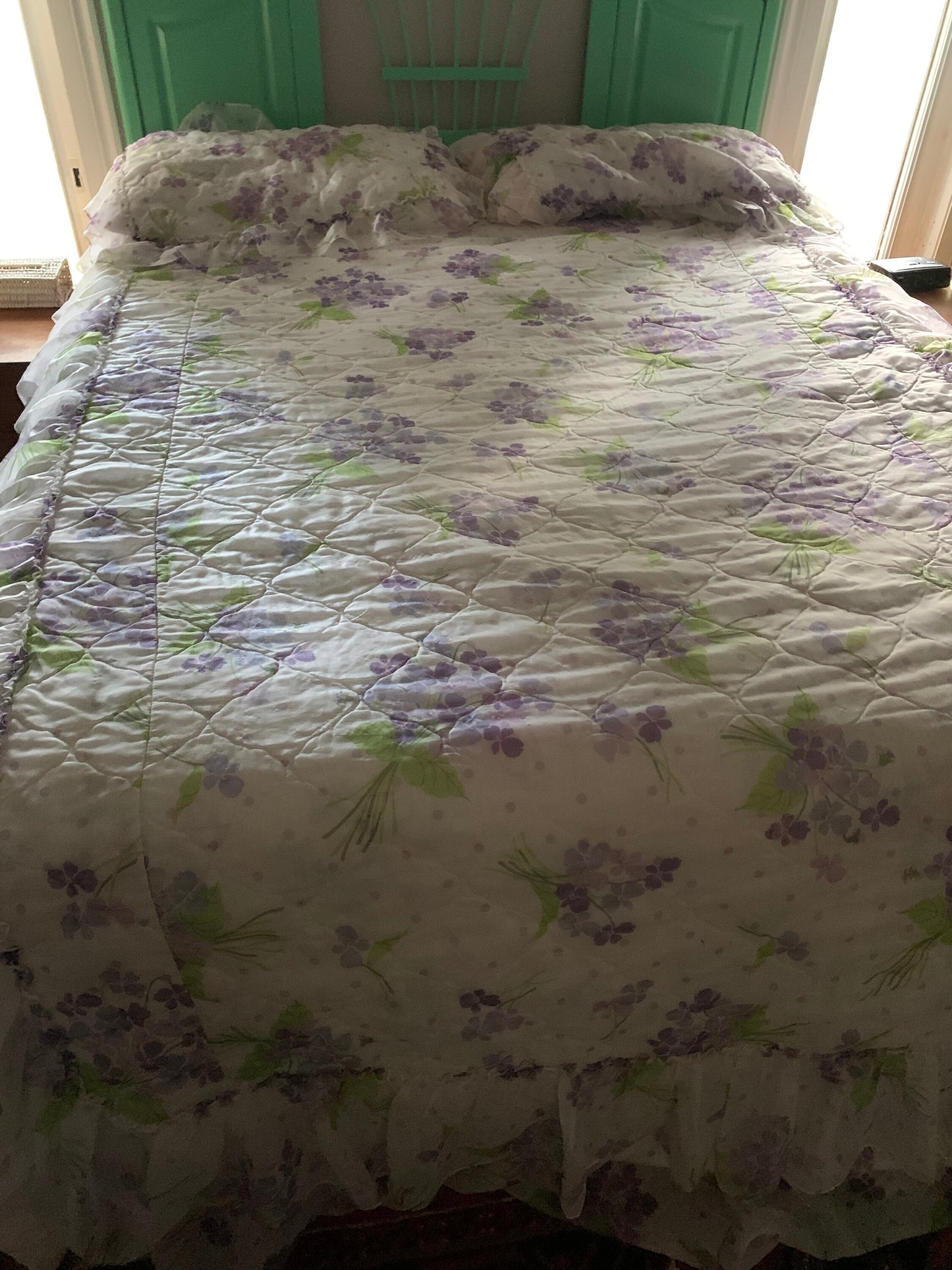 Vintage Purple Floral Twin Quilted Polyester Blanket with Ruffled Edge and Two Pillow Cases