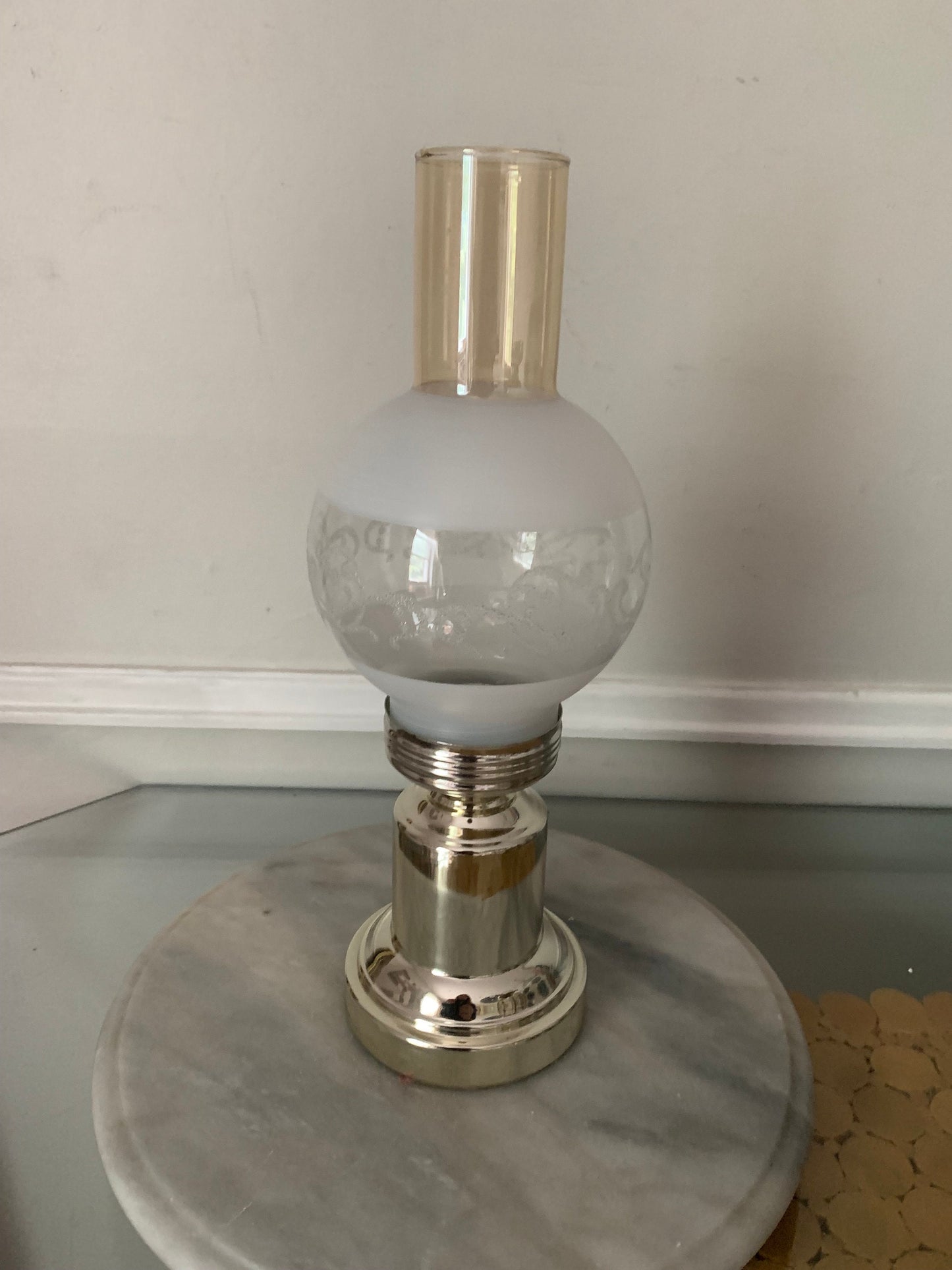 Retro Glass Hurricane Lantern Candleholder