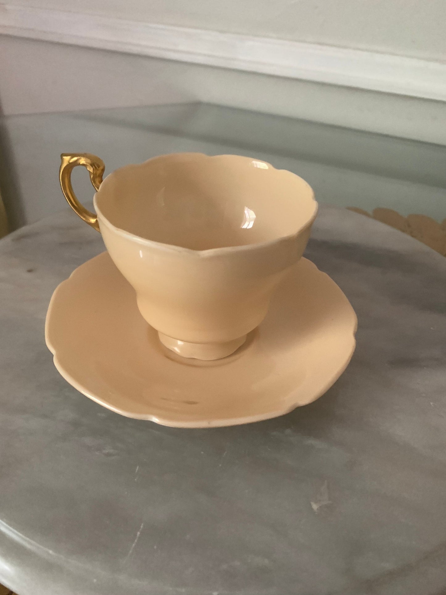 Vintage Solid Soft Cream Double Warrant Paragon Tea Cup & Saucer with Gold Handle