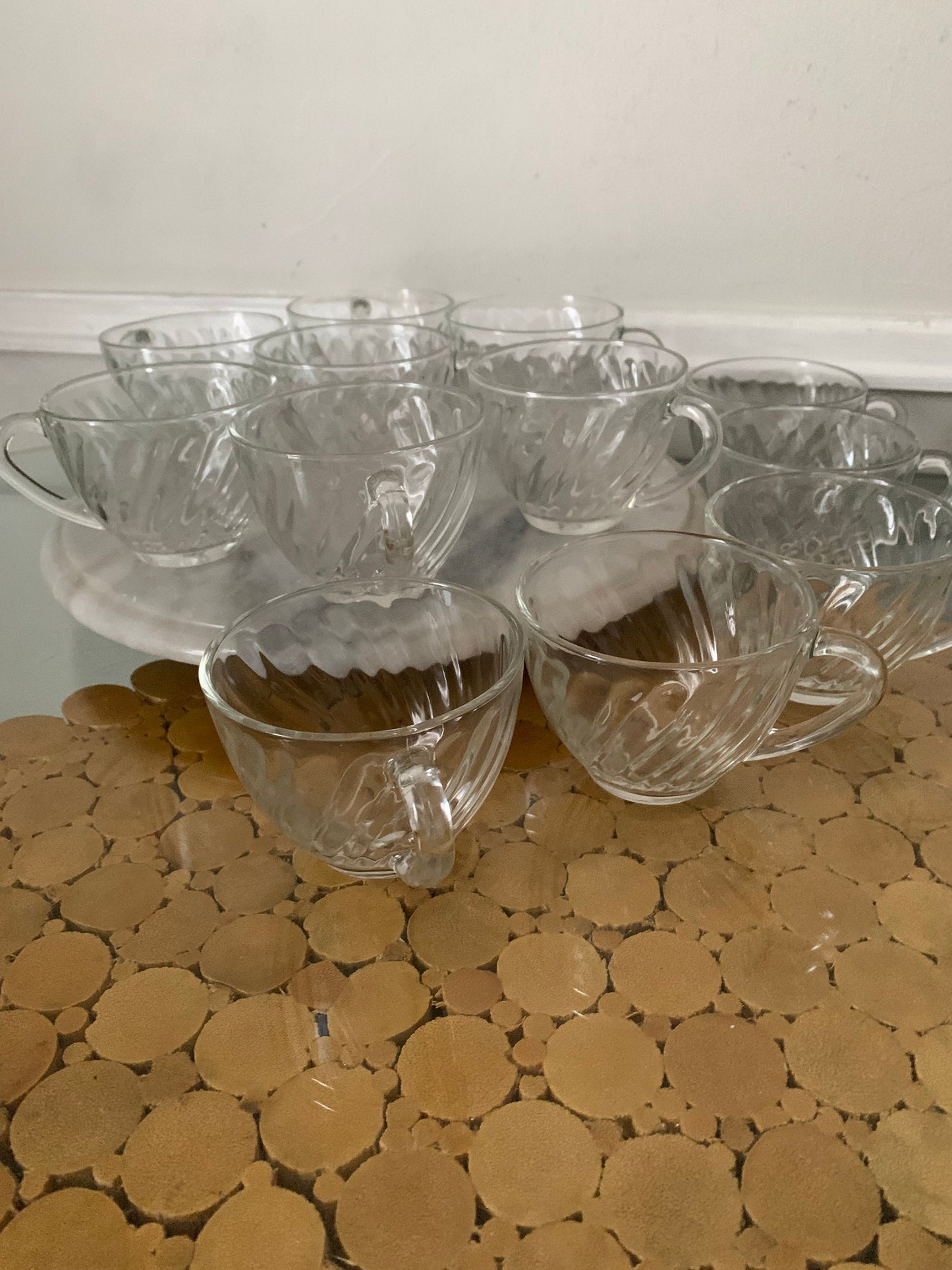 Set of 12 Retro Clear Swirl Glass Tea Cups